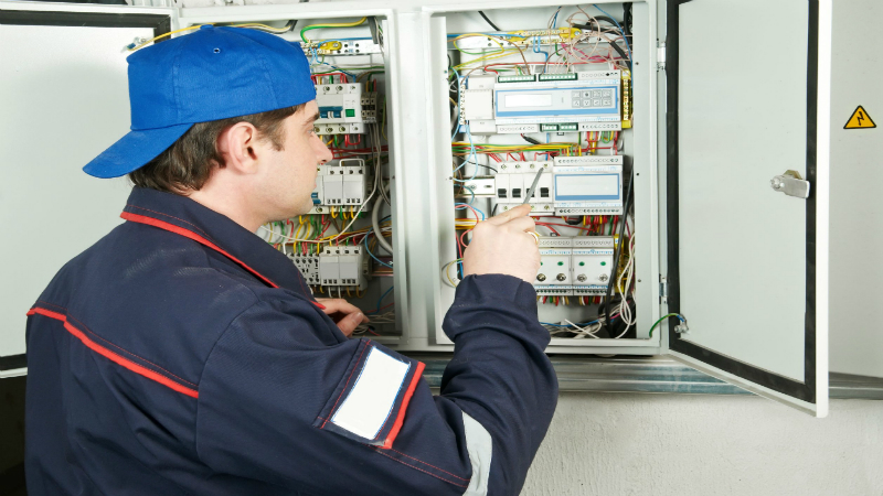 Solve Power Challenges Fast with an Experienced Industrial Electrical Tradie, Perth, WA